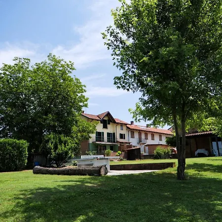 Large Among The Hazelnuts - Unesco Apartment *