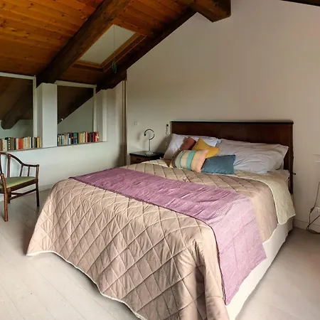 Large Among The Hazelnuts - Unesco Apartament Castellero
