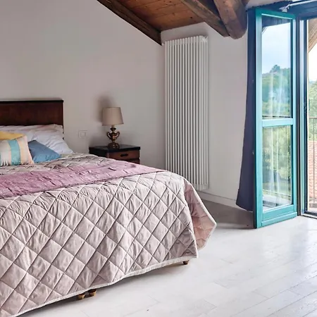 Large Among The Hazelnuts - Unesco Apartment Castellero